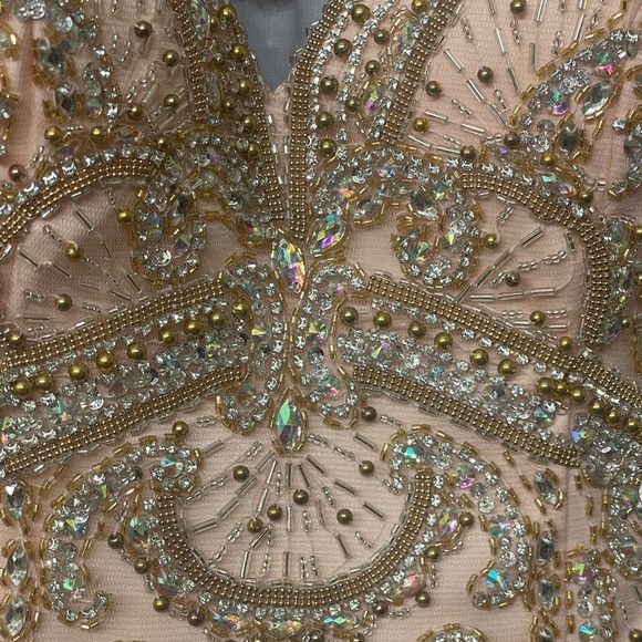 Aspeed Design - Embellished Sweetheart
Neckline Ballgown size XS - Picture 13 of 15